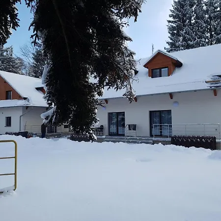 Apartment Ubytovani Tri Studne